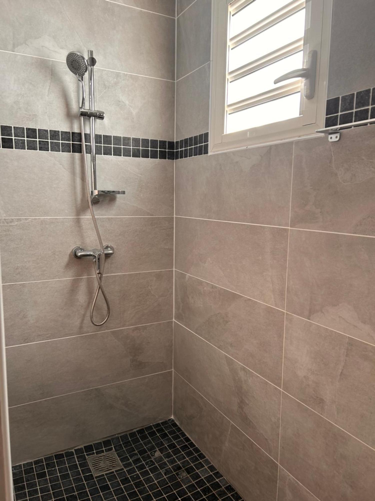 Logement Emeraude Sainte-Rose Dış mekan fotoğraf